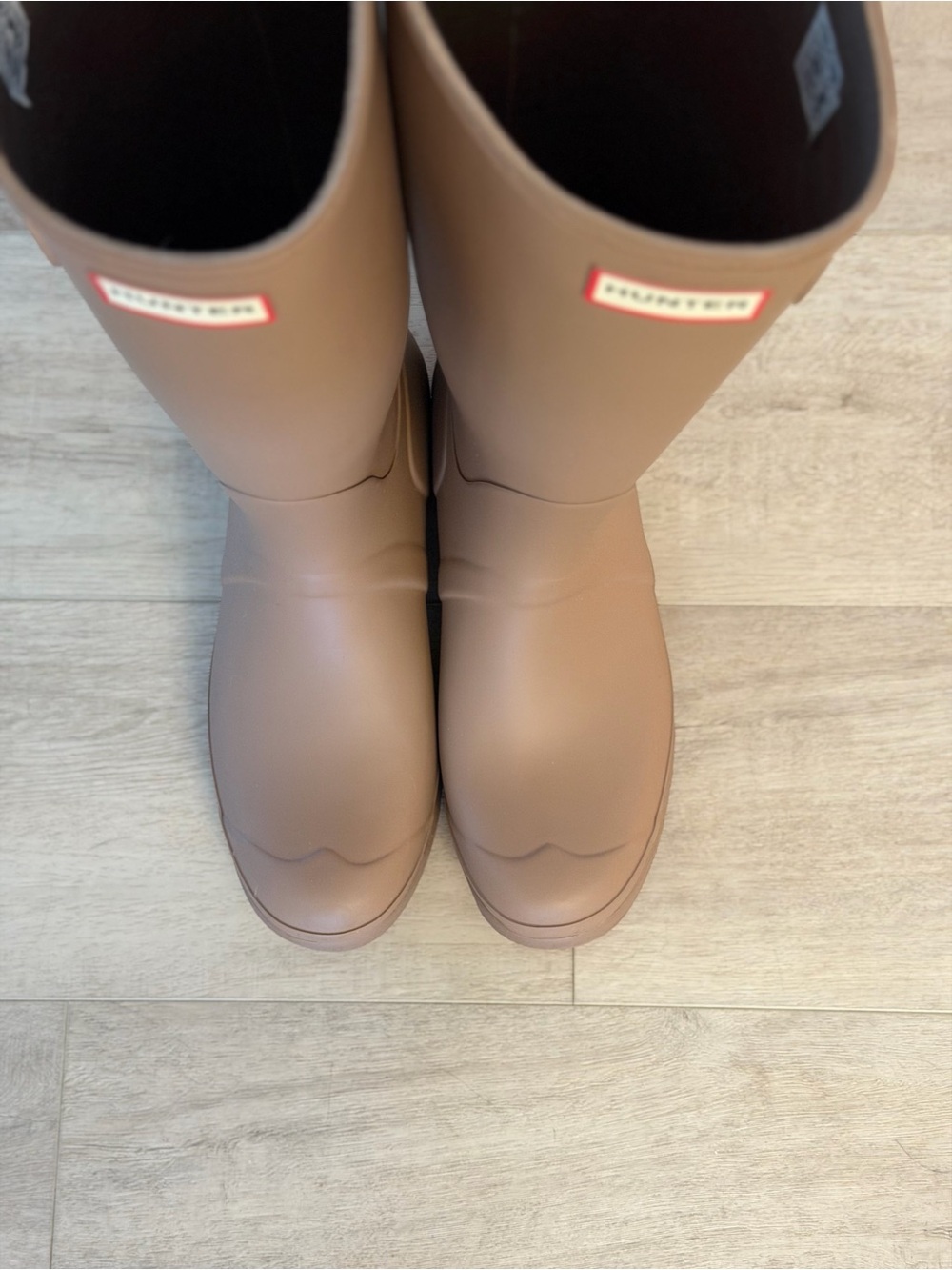 Hunter Tall Rubber Rain Boots in ‘Sand’ - Picture 3 of 4